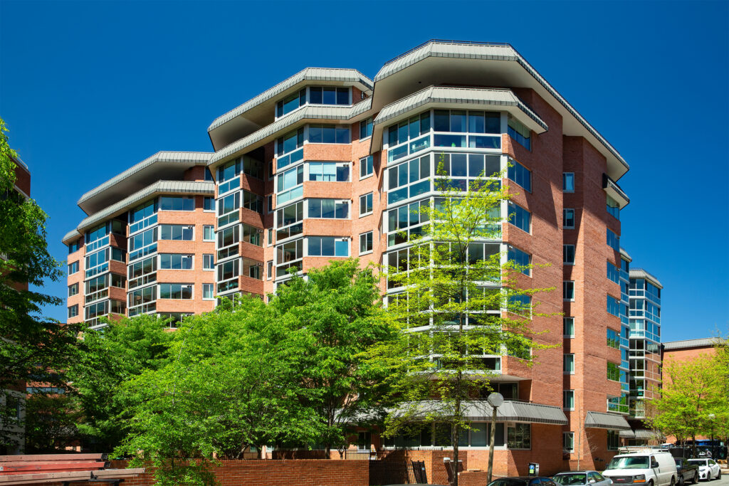Westview at Ballston Metro HiRise Windows